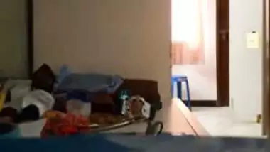Tamil mom dress change spy video