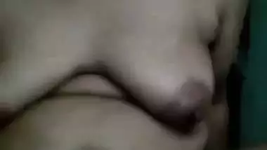 Tamil couple shoots their homemade sex MMS