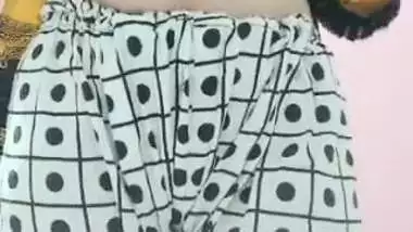 Newly married desi nude lady shows her milky boobs